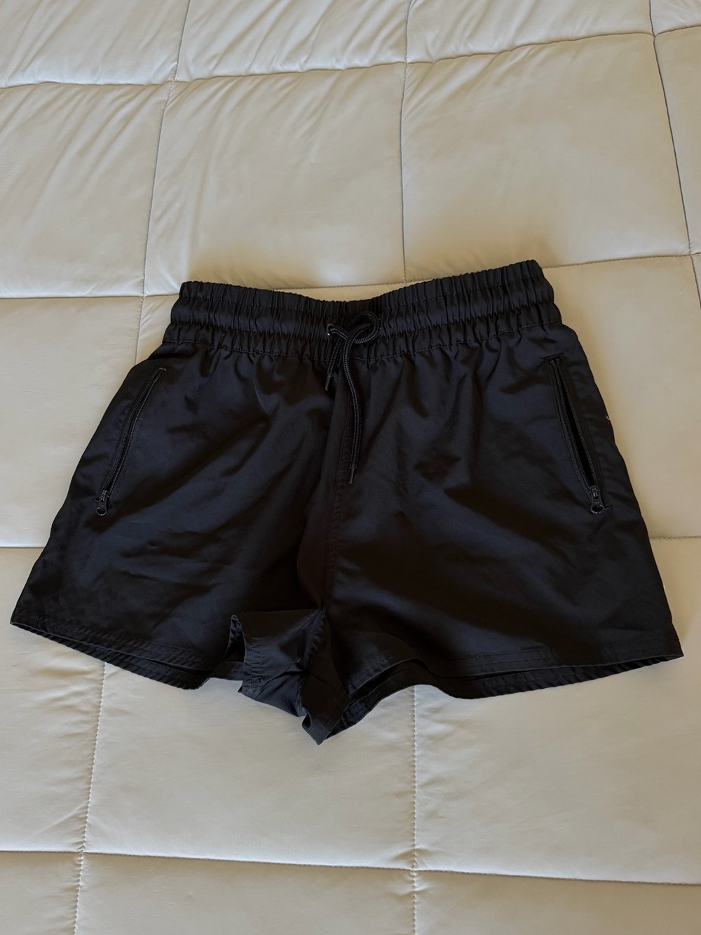 Ocean Pacific women black shorts in great condition